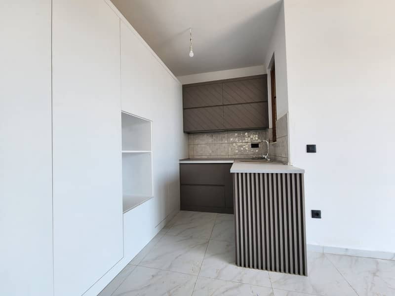 Spacious and bright apartments with panoramic sea view — photo 10
