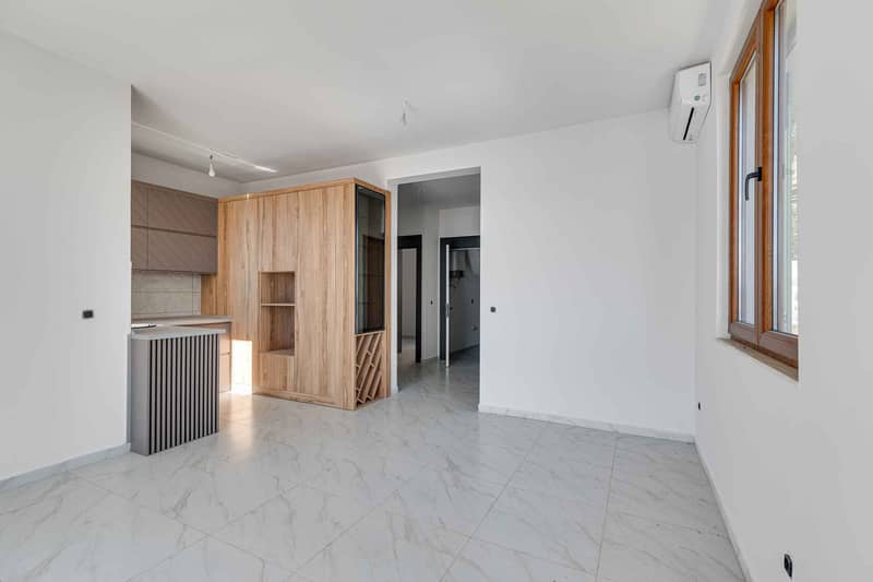 Spacious and bright apartments with panoramic sea view — photo 11