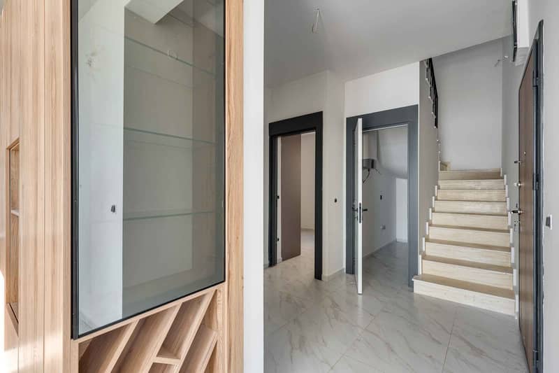 Spacious and bright apartments with panoramic sea view — photo 12