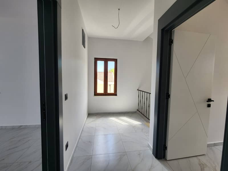 Spacious and bright apartments with panoramic sea view — photo 15