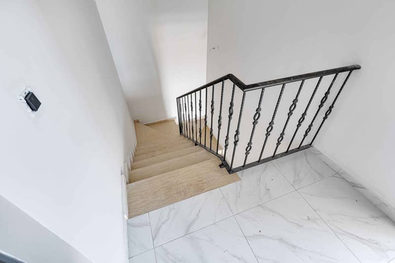 Spacious and bright apartments with panoramic sea view — photo 22