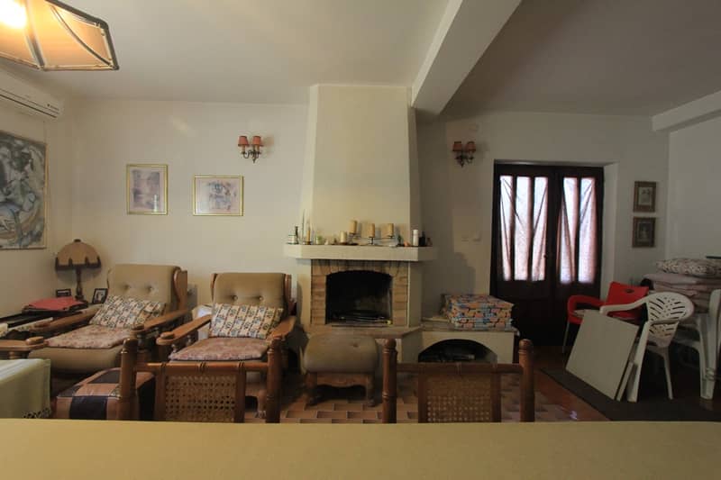 Spacious house with large yard in Zelenika — photo 3