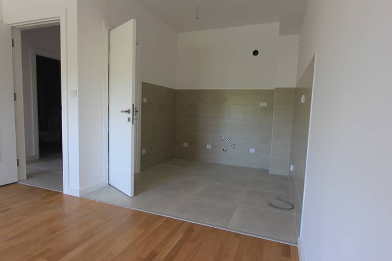 Apartments in a New Complex by the Sea in Tivat — photo 3