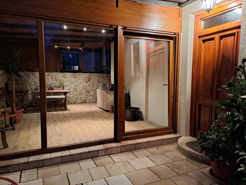 Two-Bedroom Apartment in Herceg Novi Close to the Sea — photo 8