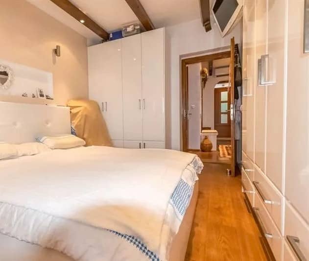 Two-Bedroom Apartment in Herceg Novi Close to the Sea — photo 4
