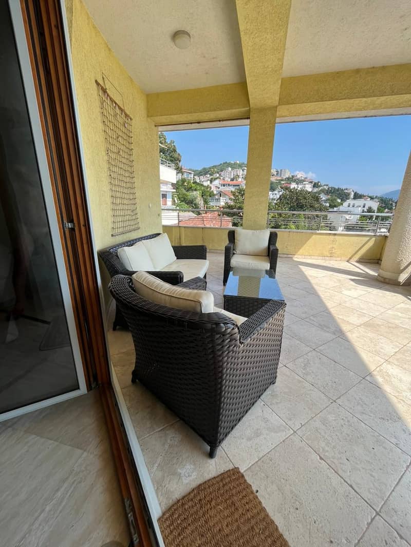 Apartment in Herceg Novi for Sale with Panoramic Sea View — photo 9