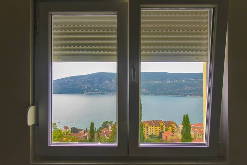 Three-Story Townhouse with Stunning Sea View in Herceg Novi — photo 8