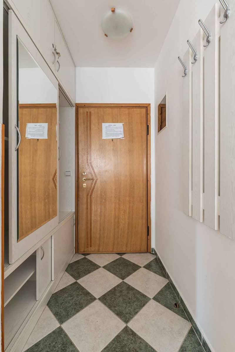 One-Bedroom Apartment in Rafailovici Near the Sea — photo 20