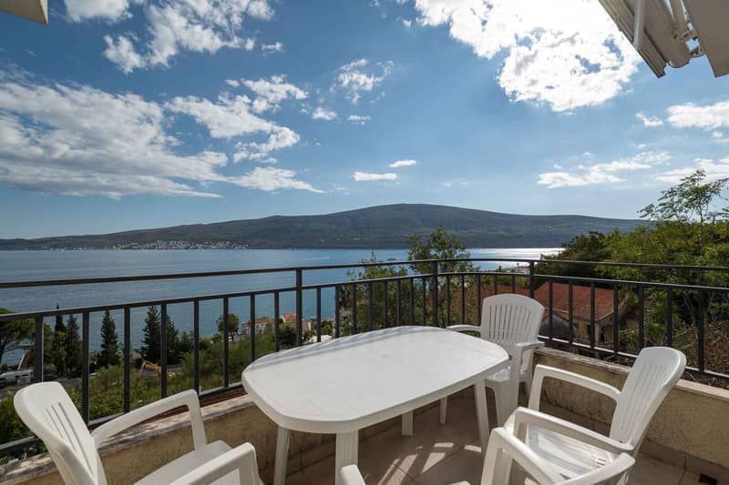 For sale: apartment in Herceg-Novi with sea view — photo 25