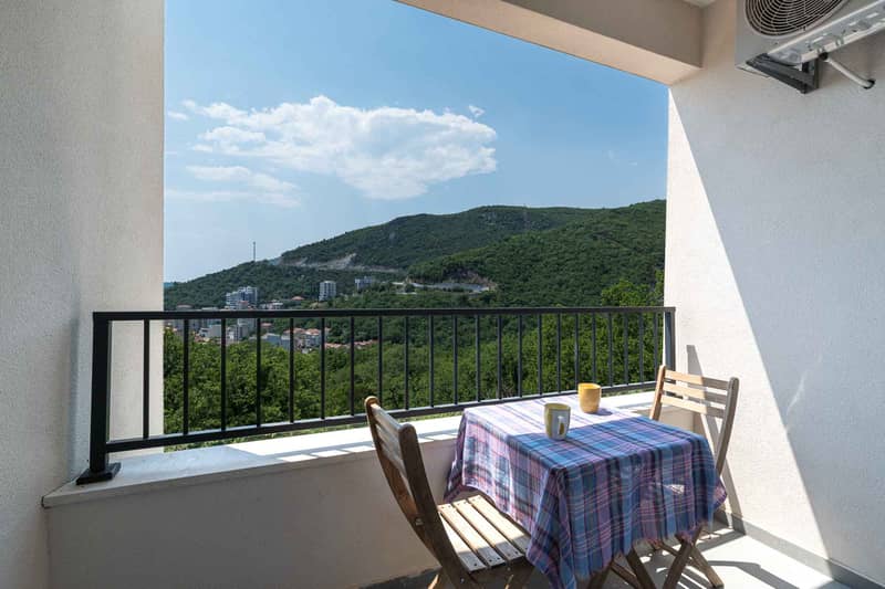 Furnished One-Bedroom Apartment with Sea View and Garage Space in New Construction — photo 7