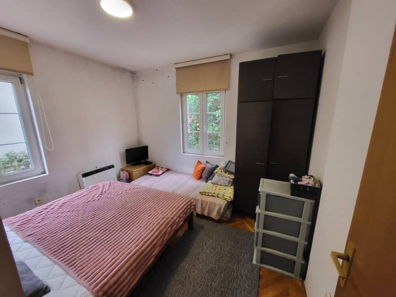Three-bedroom apartment in Petrovac in a quiet area within walking distance of the beach — photo 4