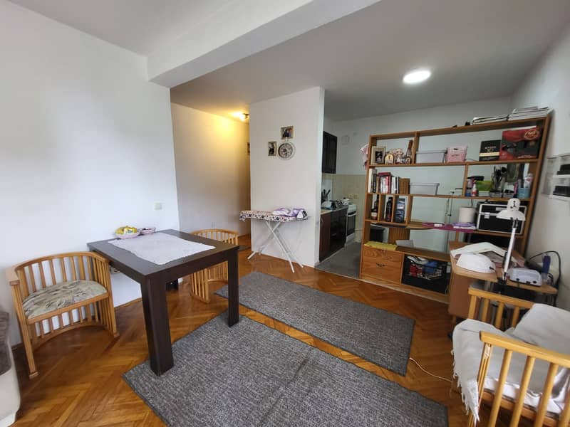 Three-bedroom apartment in Petrovac in a quiet area within walking distance of the beach — photo 3