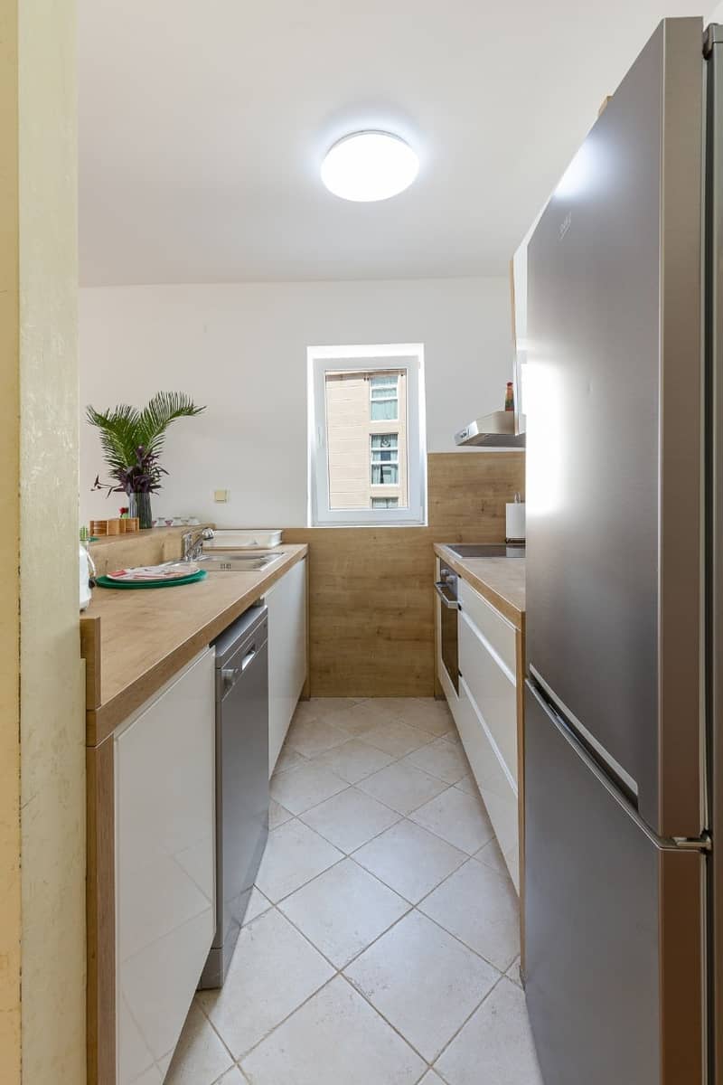 Spacious two-level apartment with sea view in Sveti Stefan — photo 9
