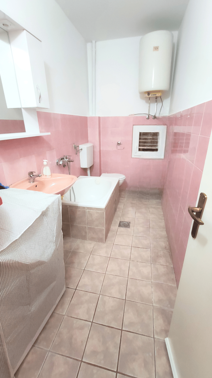 Spacious 85 m² Apartment with 3 Bedrooms and Sea View in Herceg Novi — photo 9