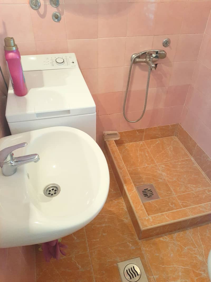 Spacious 85 m² Apartment with 3 Bedrooms and Sea View in Herceg Novi — photo 10