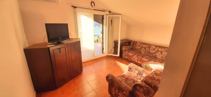Spacious 85 m² Apartment with 3 Bedrooms and Sea View in Herceg Novi — photo 3