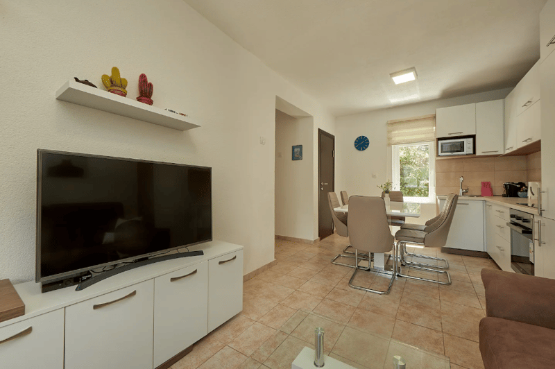 House 55 m² with one bedroom and plot 610 m² in Kostanjevica — photo 14