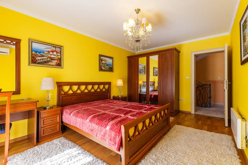 Дом на трех уровнях с тремя спальнями, 176 м², Ластва — фото 6