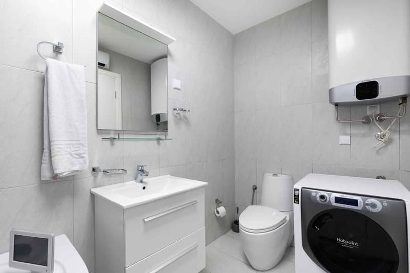 Spacious Apartment in the Heart of Budva — photo 30