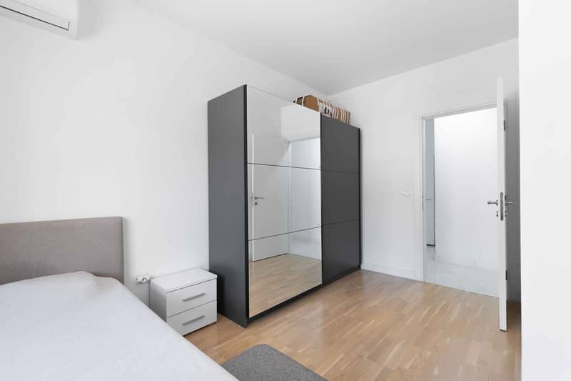 Spacious Apartment in the Heart of Budva — photo 23