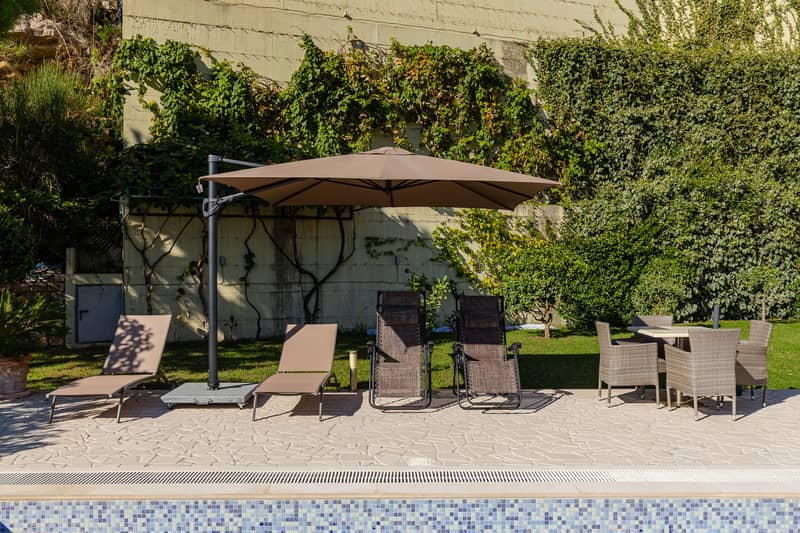 Elegance and Serenity in a Luxury Villa with Panoramic Sea View — photo 16