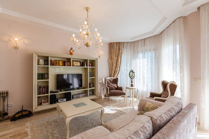 Elegance and Serenity in a Luxury Villa with Panoramic Sea View — photo 24