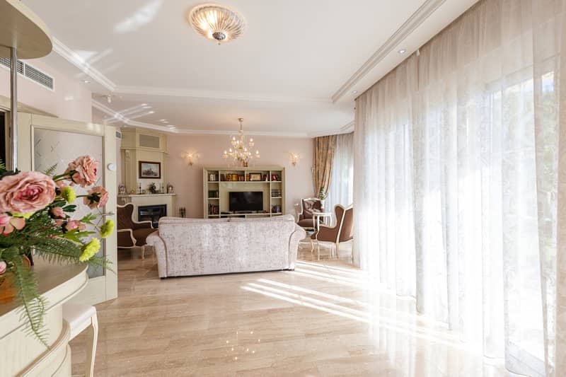 Elegance and Serenity in a Luxury Villa with Panoramic Sea View — photo 22