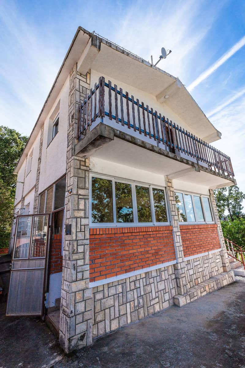 House with Terrace and Sea View in Bar — photo 4
