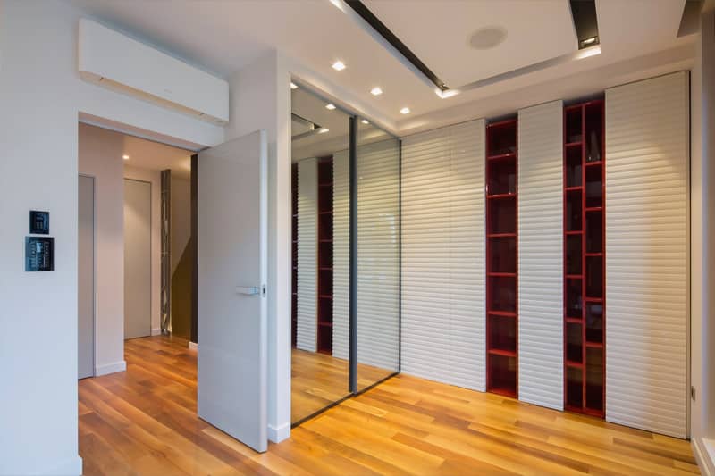 Super luxury three-story triplex apartment with jacuzzi and sauna — photo 13