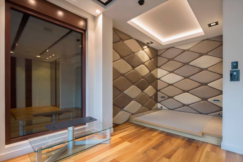 Super luxury three-story triplex apartment with jacuzzi and sauna — photo 12