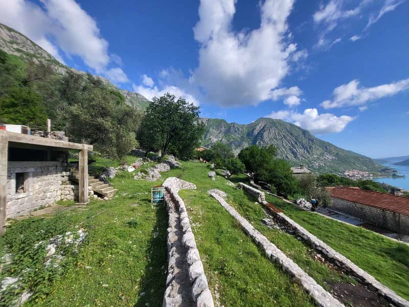 Plot with sea view and natural waterfall near Kotor — photo 12