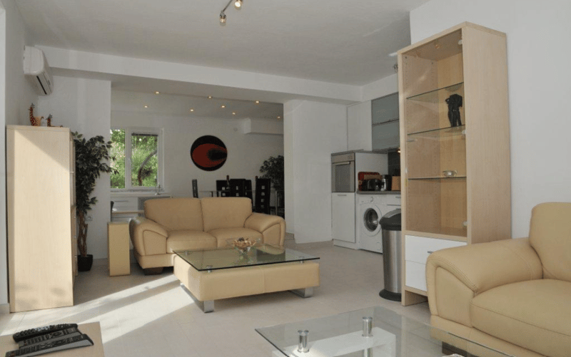 Stunning Villa with Large Pool and Courtyard for Sale in Tivat — photo 22