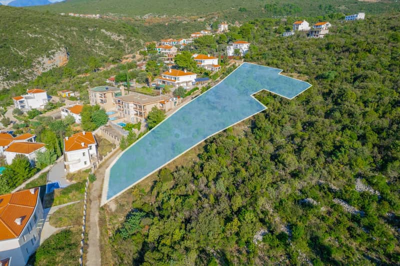 Урбанизированные участки рядом с морем в Герцег-Нови (4556 м² или по отдельности 2090 м² и 2466 м²) – Отличная инвестиционная возможность — фото 4