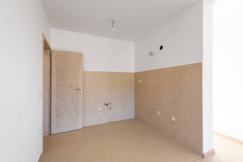 Apartment 52 m² with Sea View and Two Terraces in Bečići — photo 12