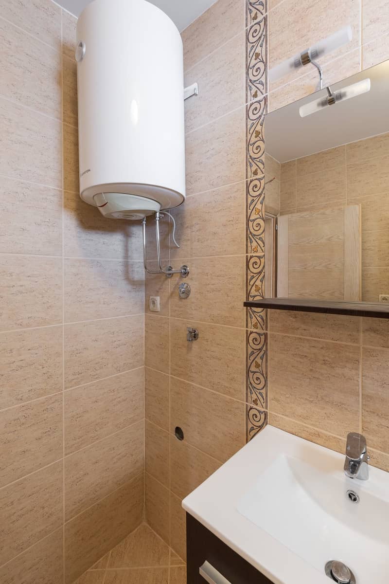 Apartment 52 m² with Sea View and Two Terraces in Bečići — photo 18