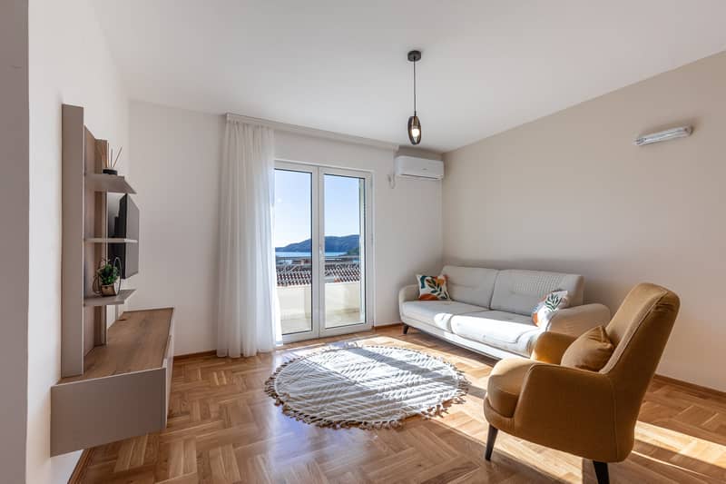 Просторная квартира 64 м² с видом на море в Бечичи — фото 2
