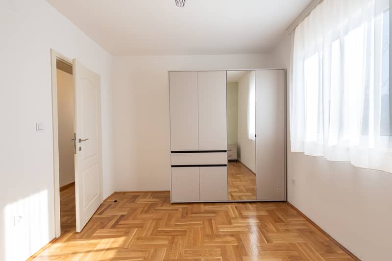 Просторная квартира 64 м² с видом на море в Бечичи — фото 16
