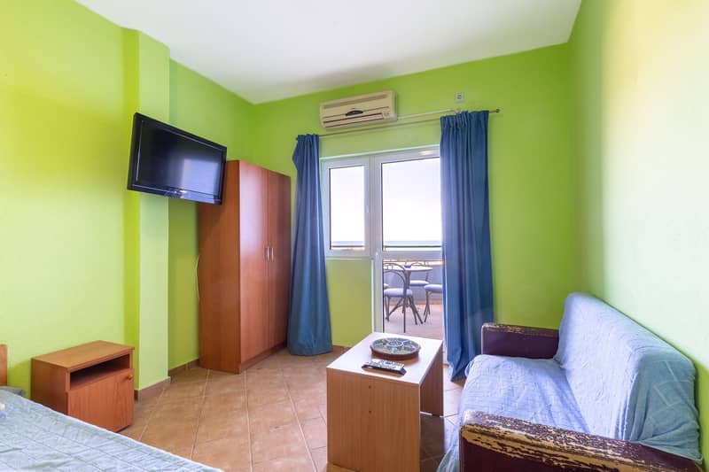 House with Hotel Potential in Dobra Voda — photo 12