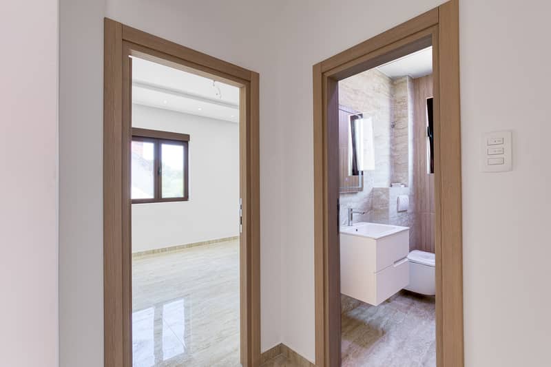 Renovated Apartment in Tivat, 78 m² — photo 10