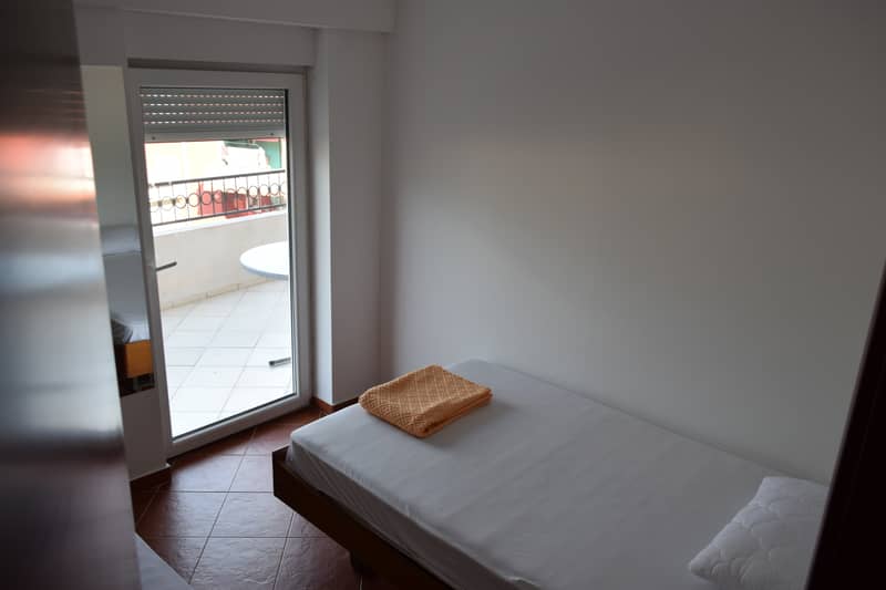 Spacious 3-bedroom apartment with stunning sea view — photo 6