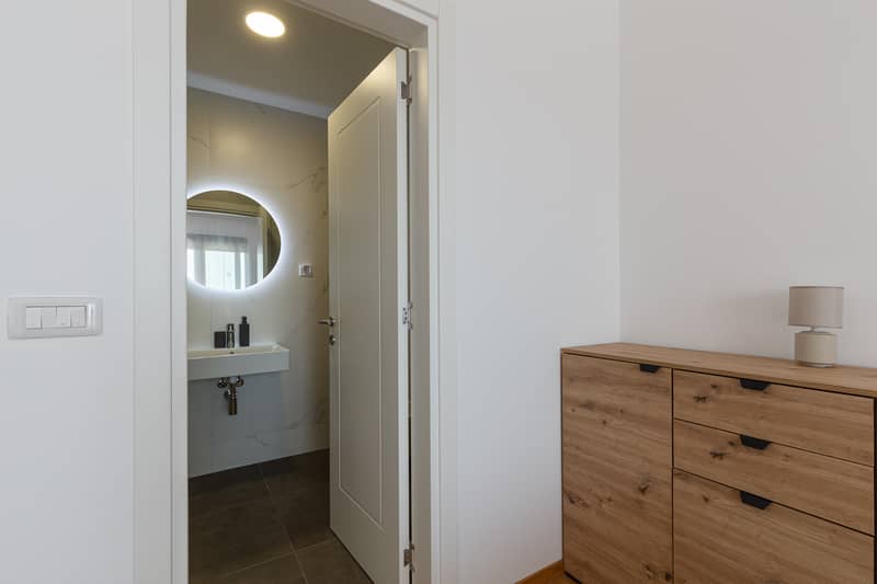 2-Bedroom Apartment in Bečići — photo 10