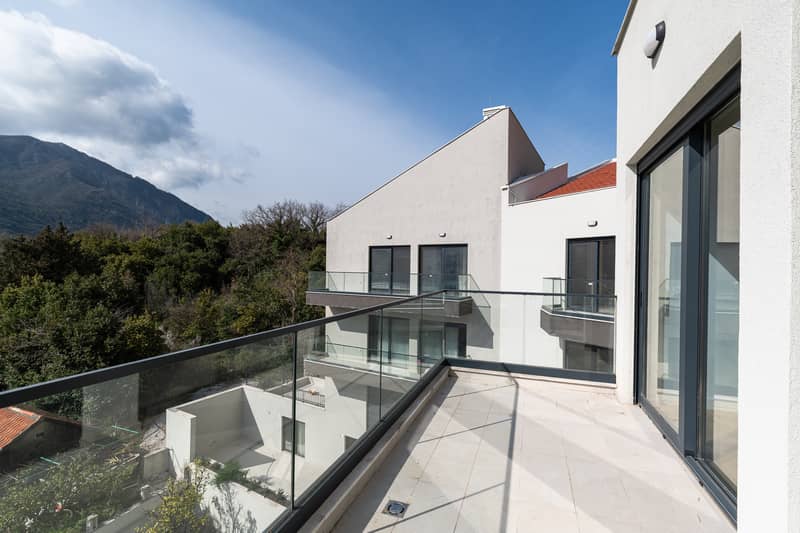 Premium class new build apartments — photo 9