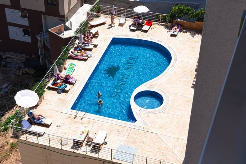 Luxury penthouse in 5★ complex with rooftop hot tub and sunrise view — photo 17