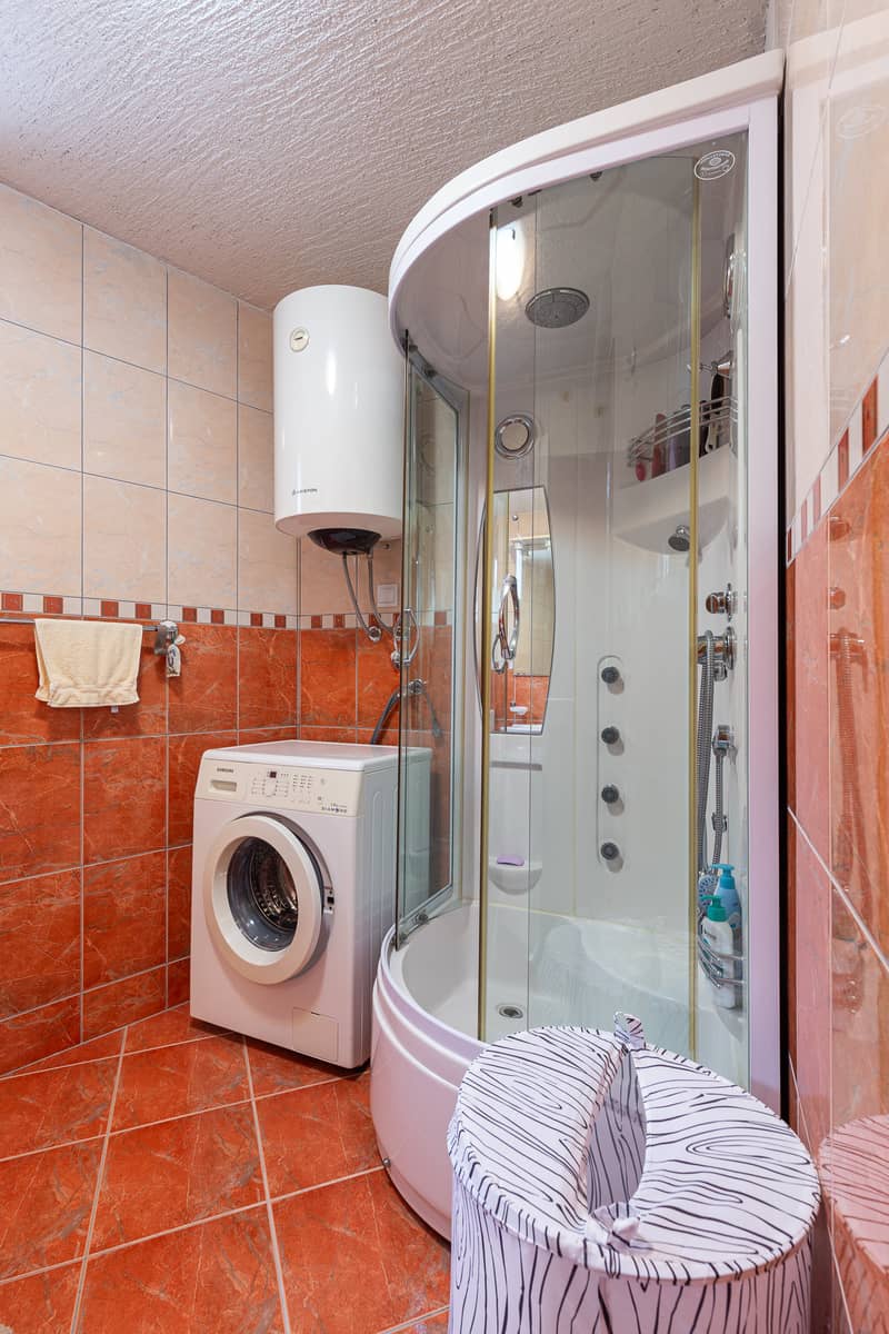 2-Bedroom Apartment in Bečići — photo 19