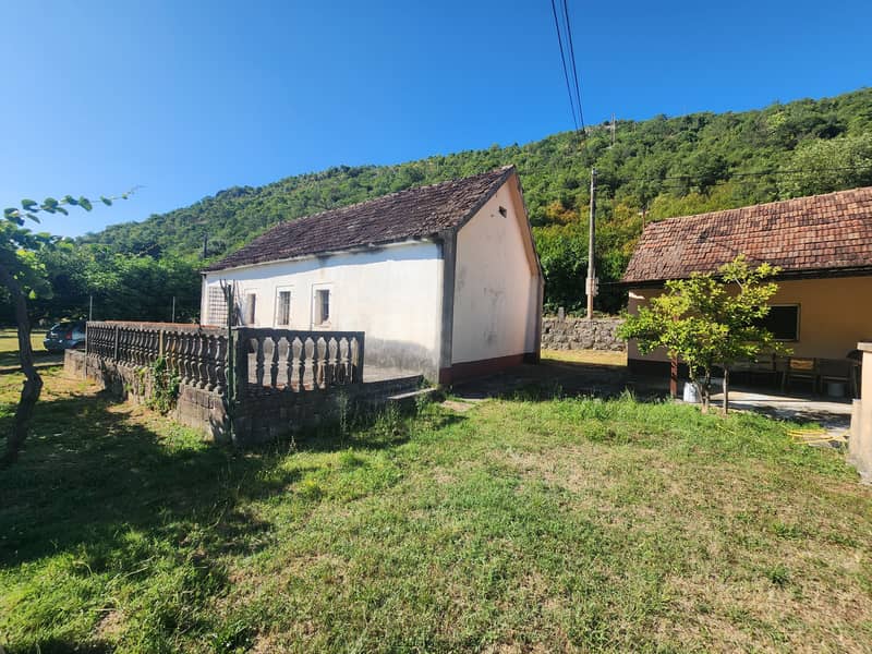 FOR SALE – House with Large Plot and Fruit Garden near Danilovgrad — photo 2