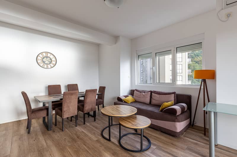 Светлая и уютная квартира площадью 65 м² в Рафаиловичах — фото 5