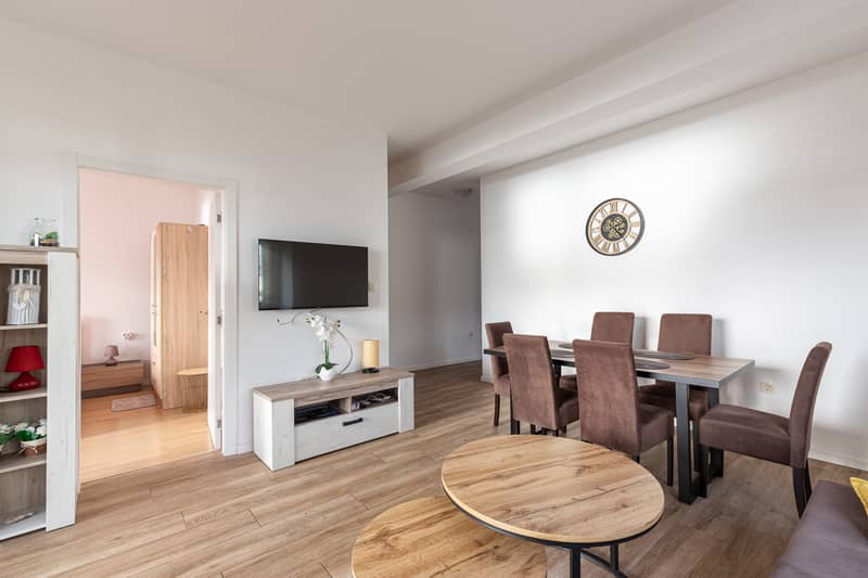 Светлая и уютная квартира площадью 65 м² в Рафаиловичах — фото 3