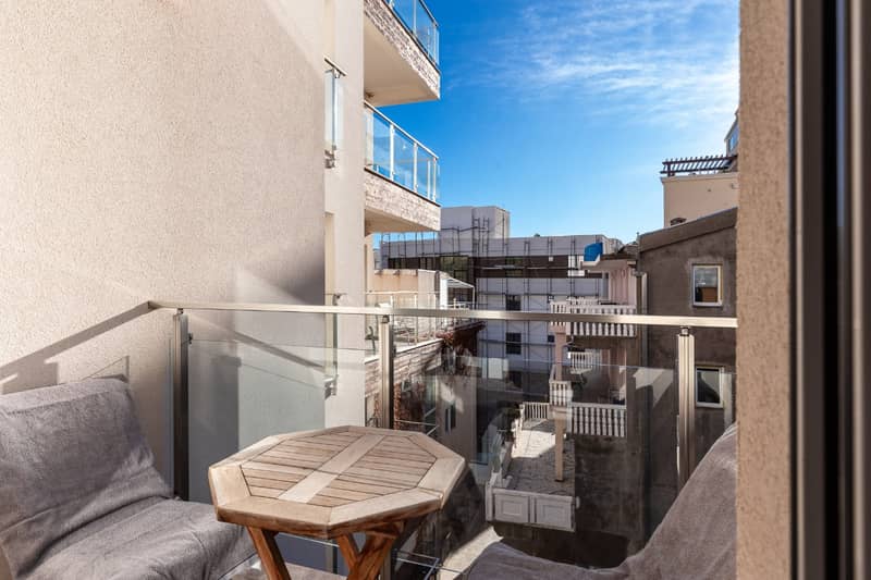 Cozy and Modern Apartment in Becici 53 m² — photo 18
