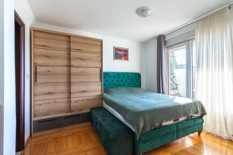 71 m² Apartment with Panoramic Sea View in Becici — photo 5