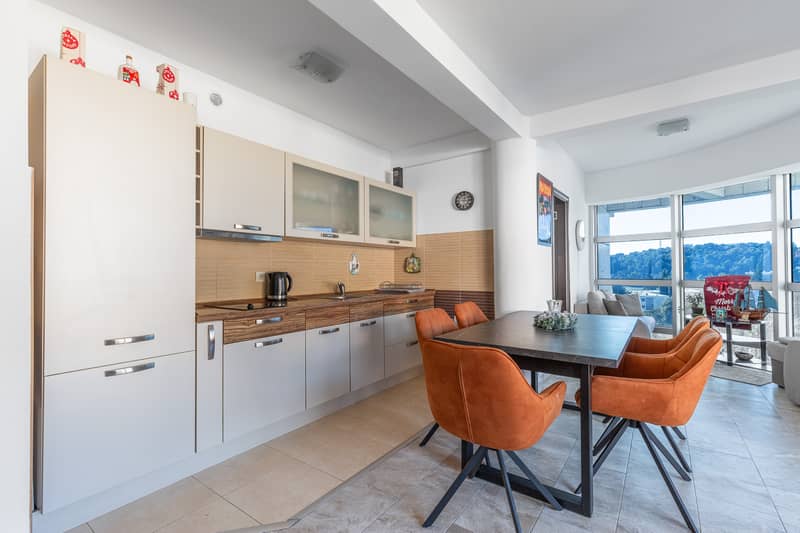 71 m² Apartment with Panoramic Sea View in Becici — photo 2